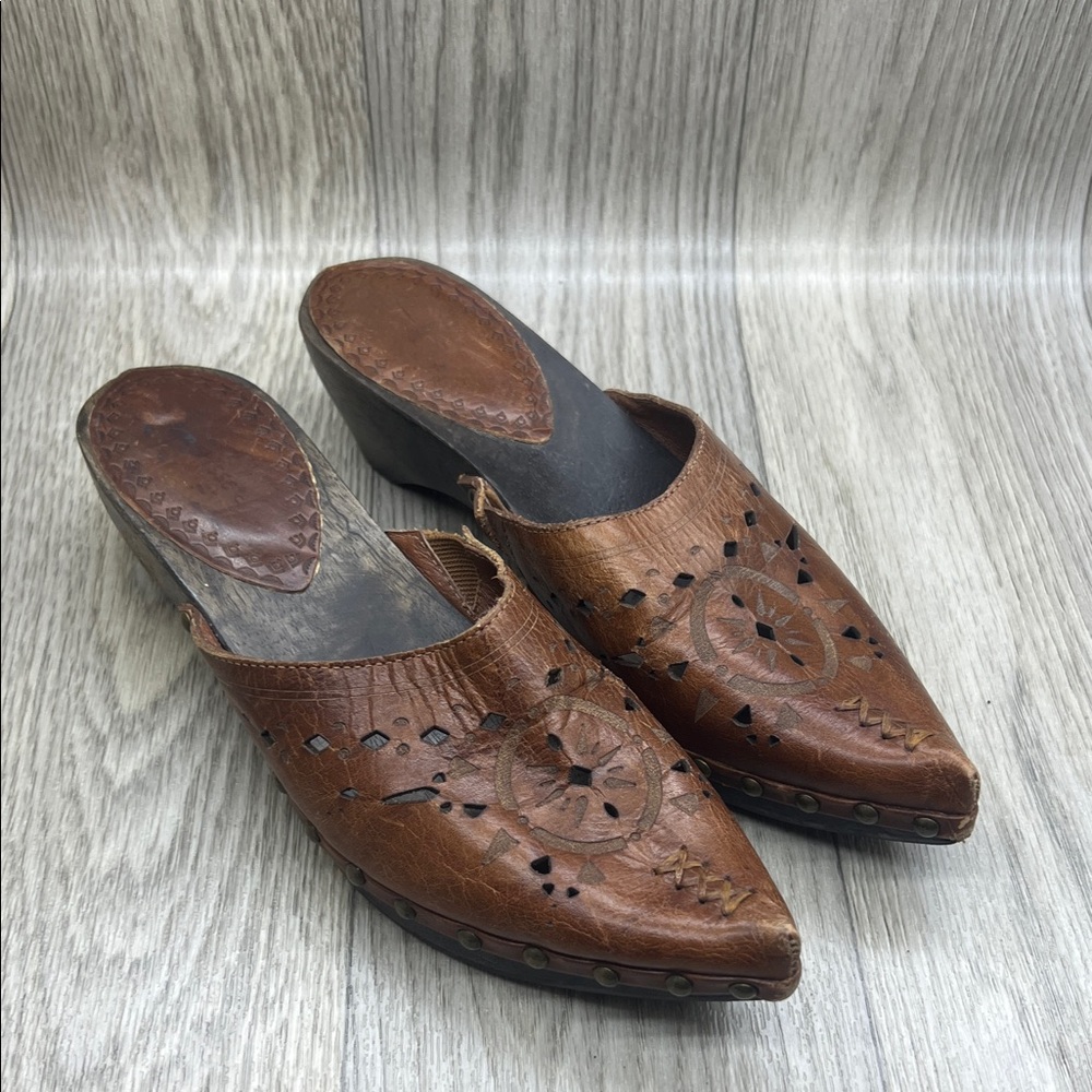 Matisse Brown Leather Mules with Cutout Design